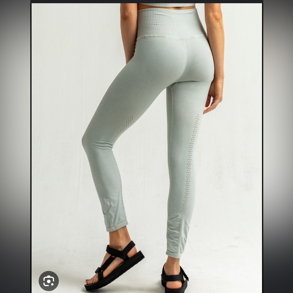 NWOT FP Movement Good Karma leggings